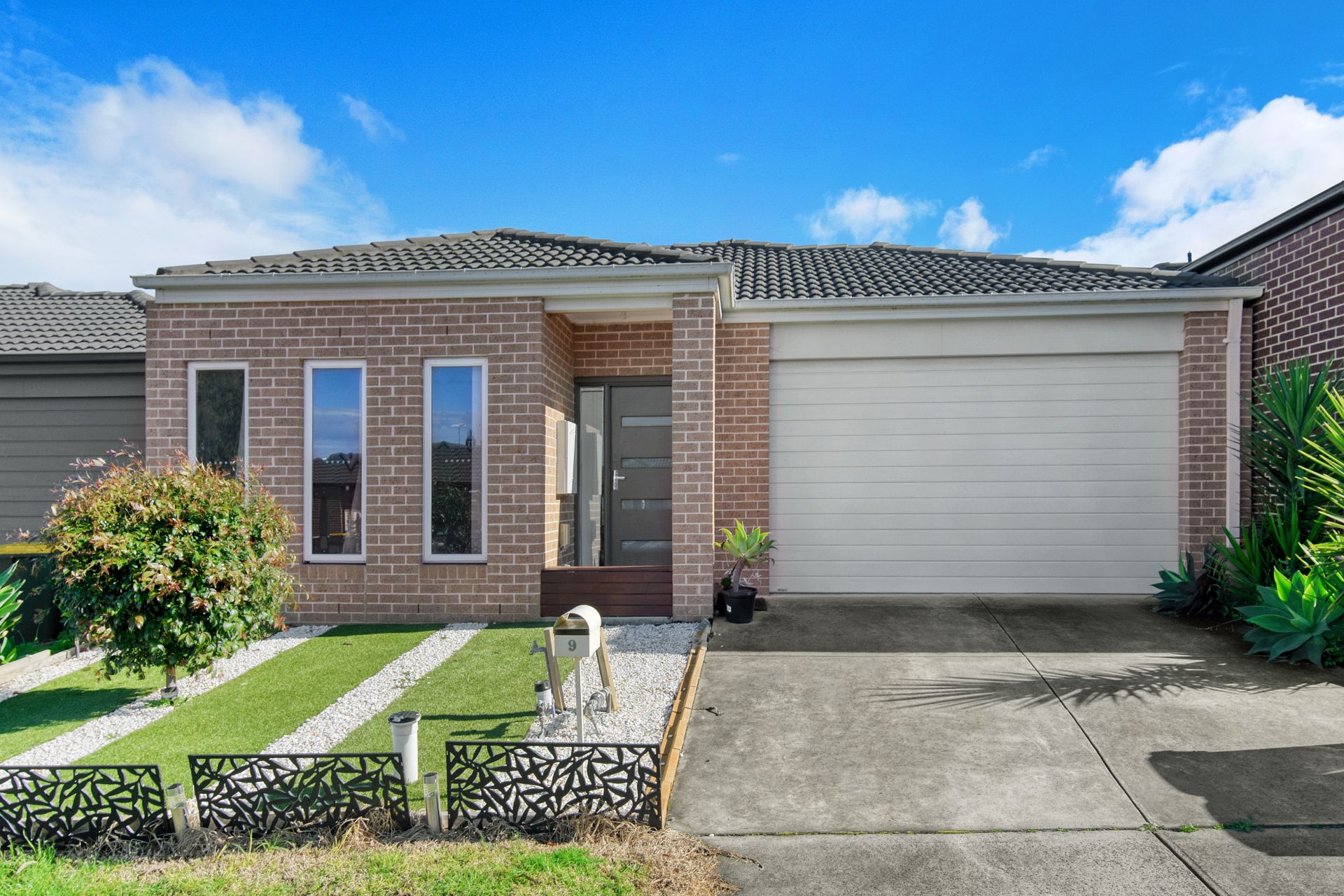9 Taunton Drive, Pakenham OBrien Real Estate