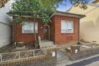 17 O'Connell Street, Newtown