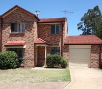 1/9 Watergum Way, Greenacre