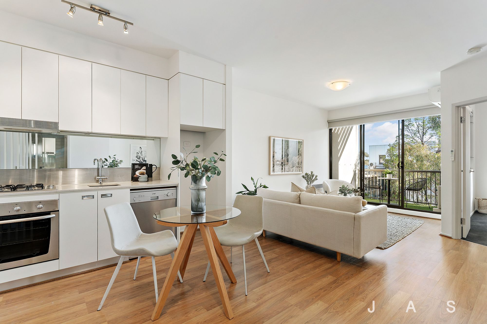 304/84 Altona Street, Kensington, Kensington - Thumbnail 2