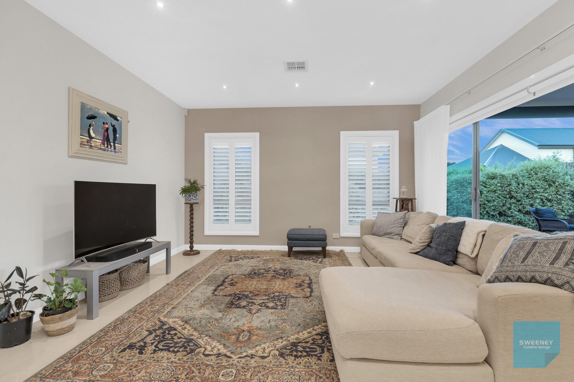 11 Caesia Way, Caroline Springs - Thumbnail 8