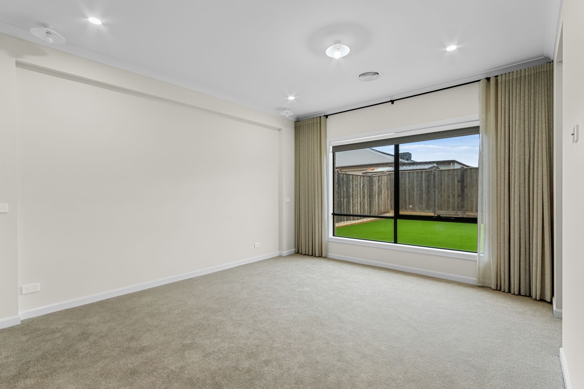 FINE FINISHES, EXPANSIVE SPACES