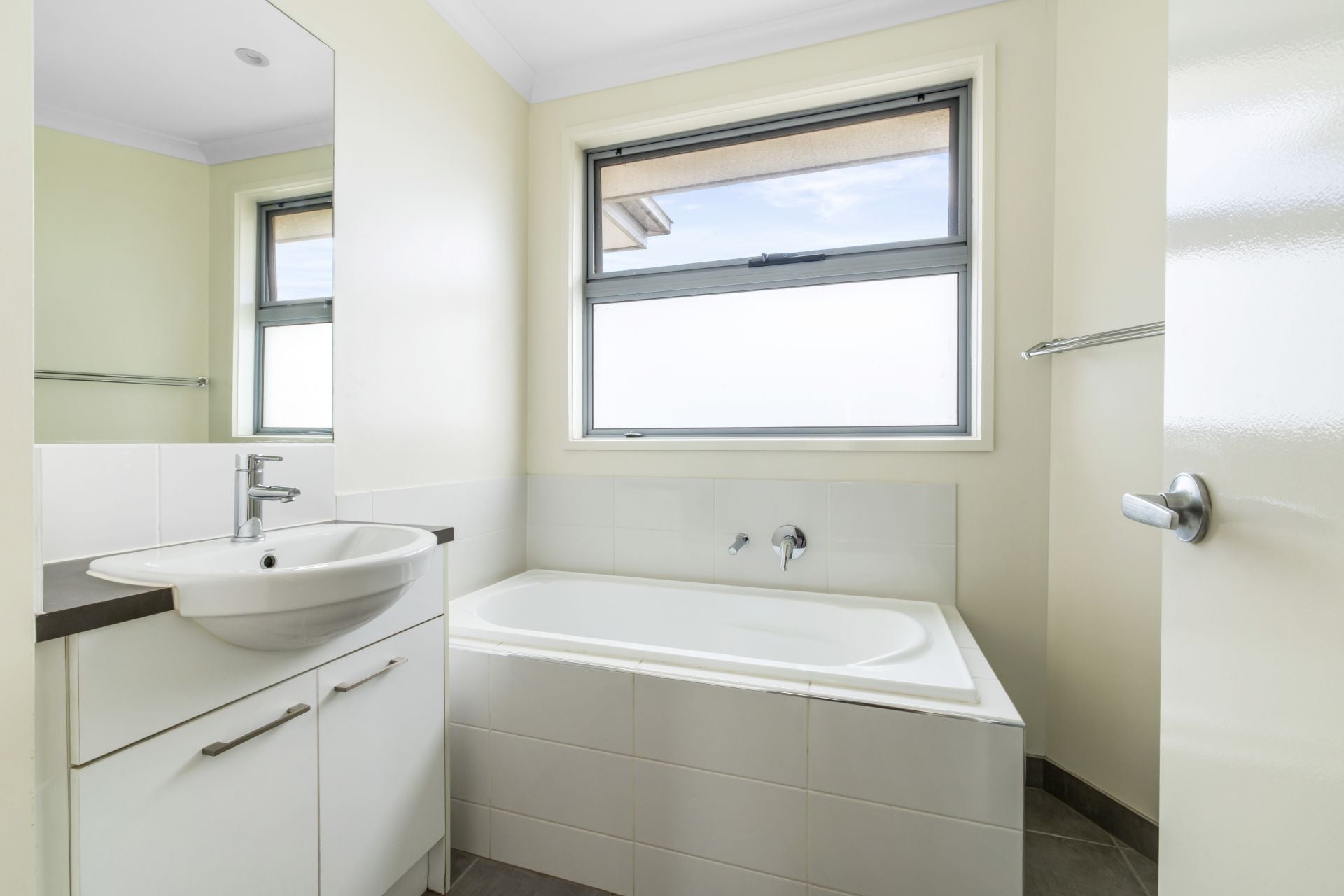 Spacious, Stylish And In Such A Central Location!