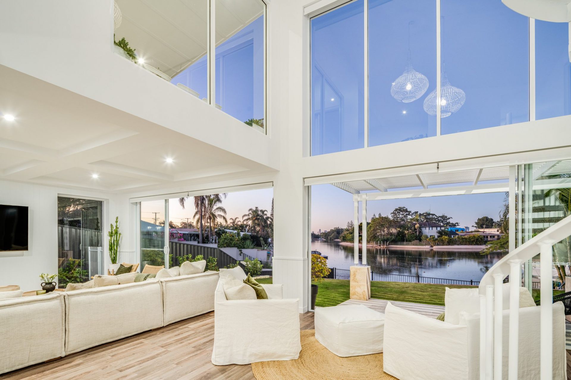 $ 3,175,000, Broadbeach Waters - Thumbnail 6