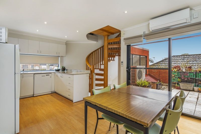 1/50 Raleigh Street, Footscray - Thumbnail 6