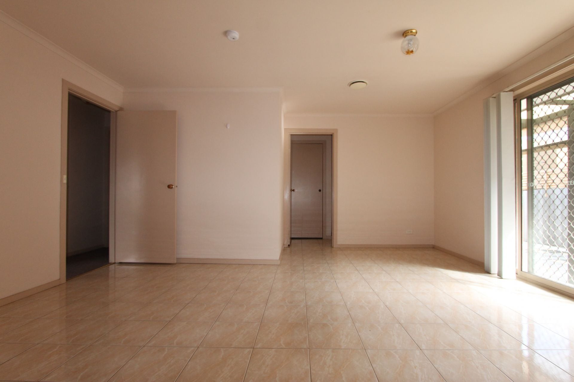 PERFECT HOME IN THE PERFECT LOCATION!!