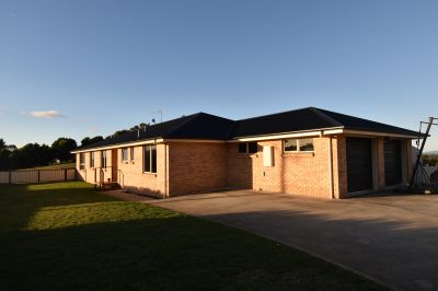 97 Knox Drive, South Spreyton, South Spreyton - Thumbnail 2