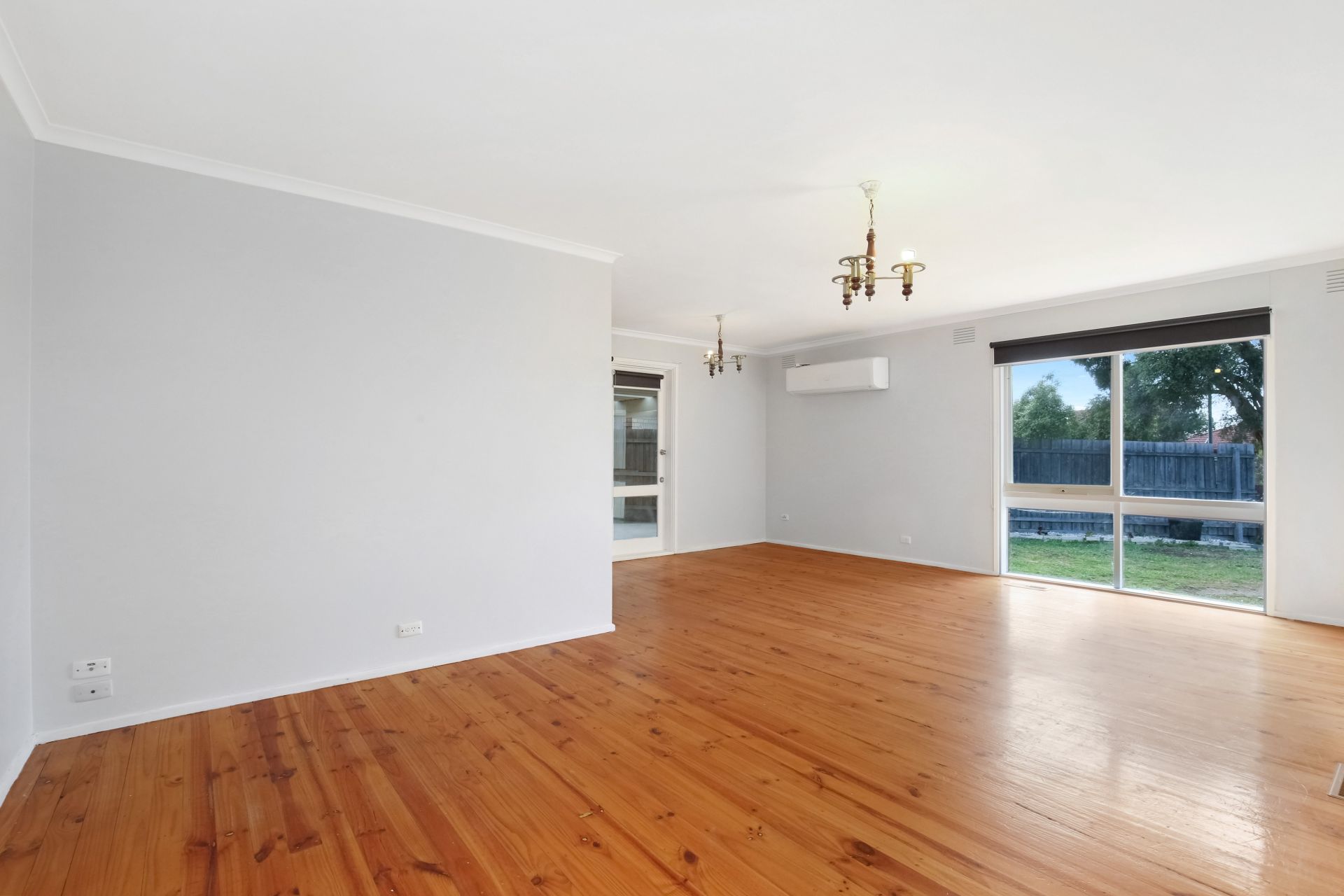 FAMILY LIVING MADE EASY  *FRESHLY PAINTED*   *Insp Sat 7th Dec @ 11:45am & Thu 12th Dec @ 4:05pm*