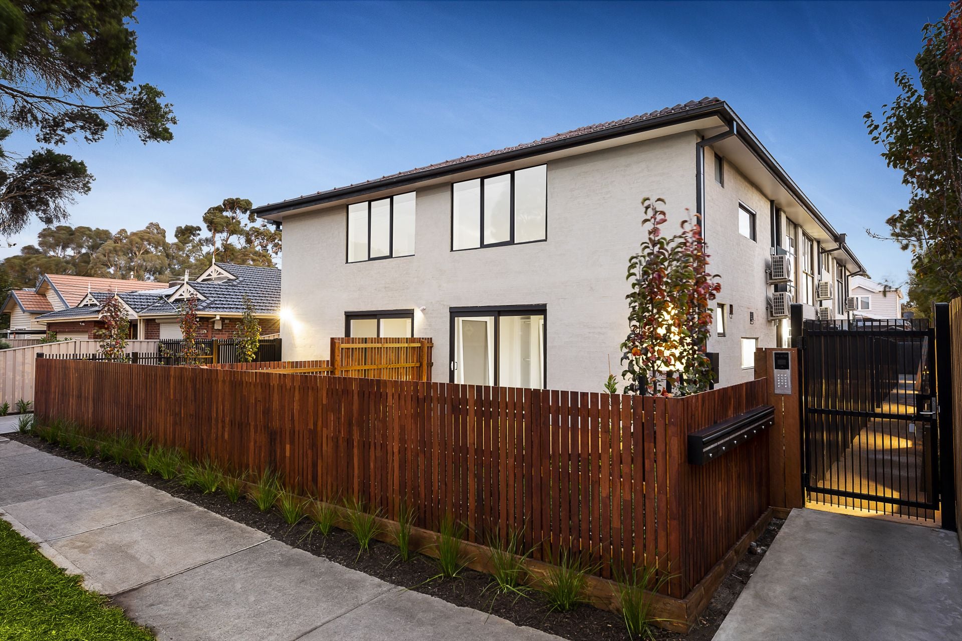 Executive Lifestyle in Quiet, Secure Block