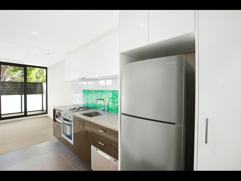 217/833 Dandenong Road, Malvern East - Thumbnail 3
