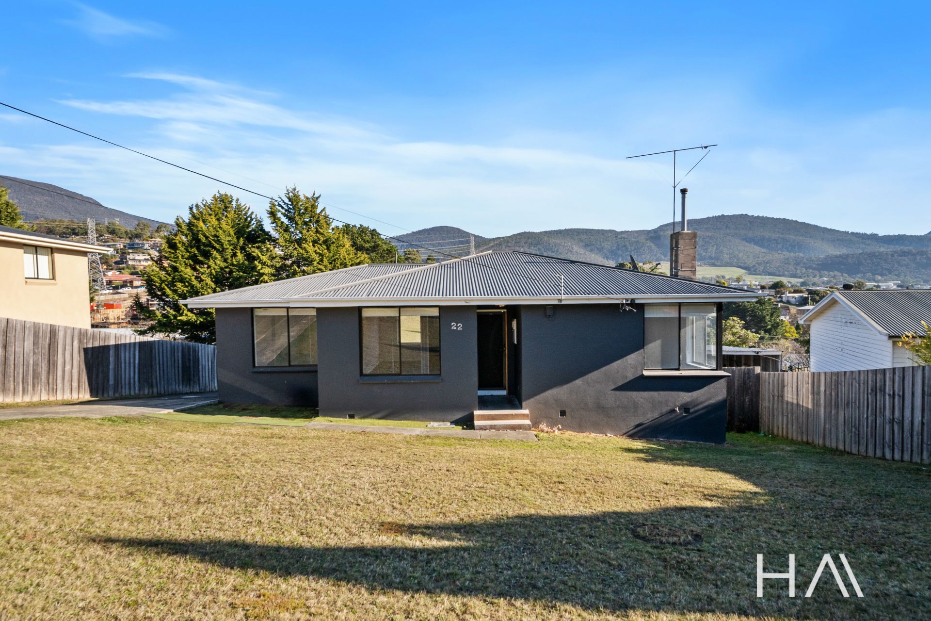 22 Milburn Place Glenorchy, Glenorchy - Thumbnail 3