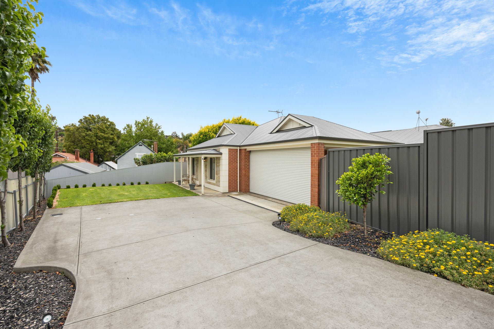 2/1 Woodside Road, Lobethal Adcock Real Estate