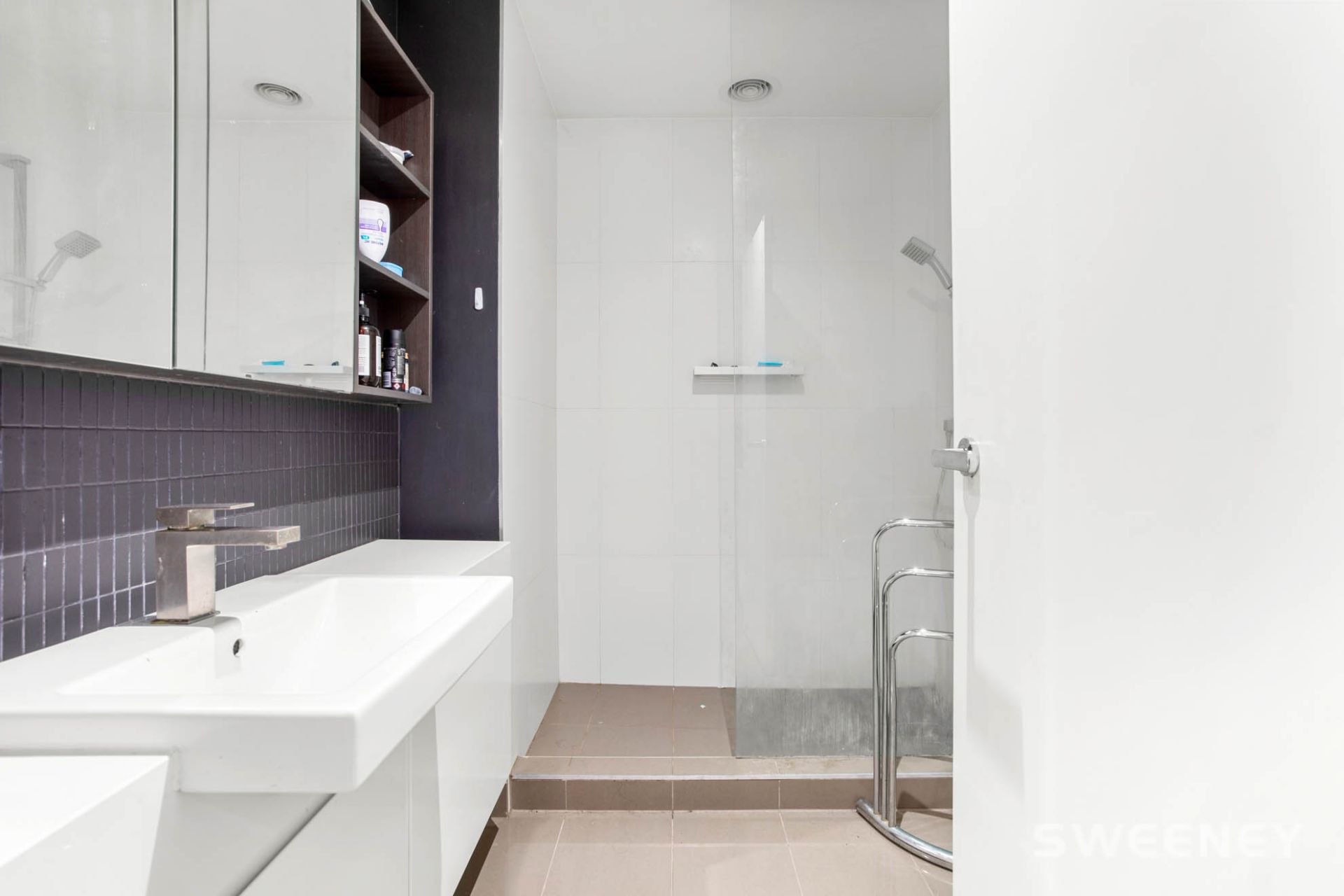 108/112 Pier Street, Altona - Thumbnail 8