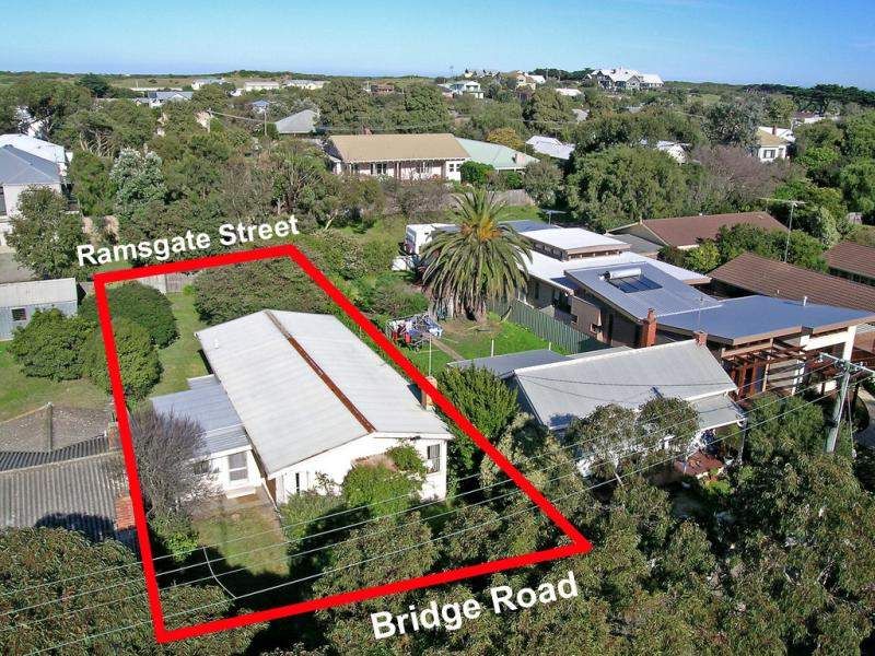 19 Bridge Road BARWON HEADS VIC, Barwon Heads - Thumbnail 2