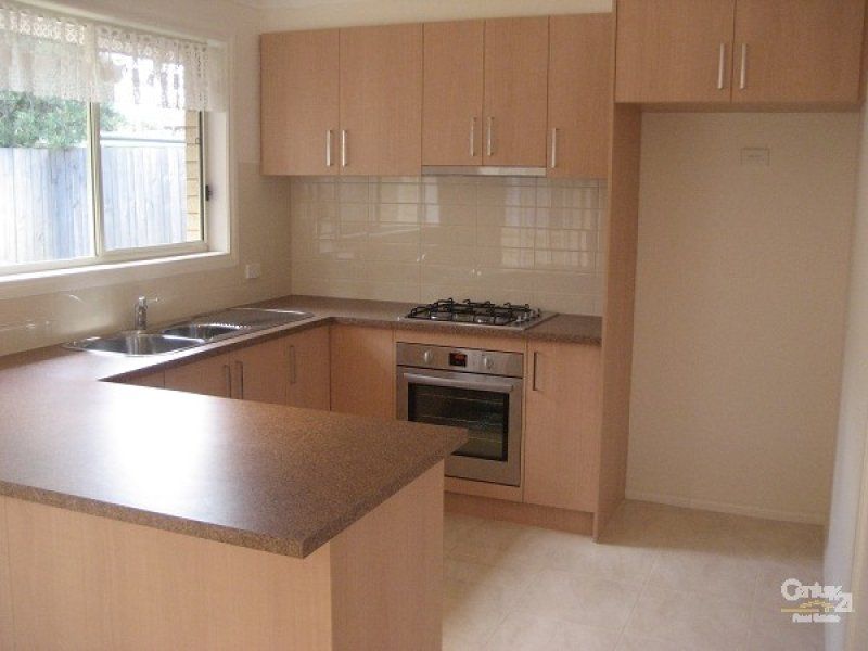 2/42 Galvin Street, Altona - Thumbnail 4