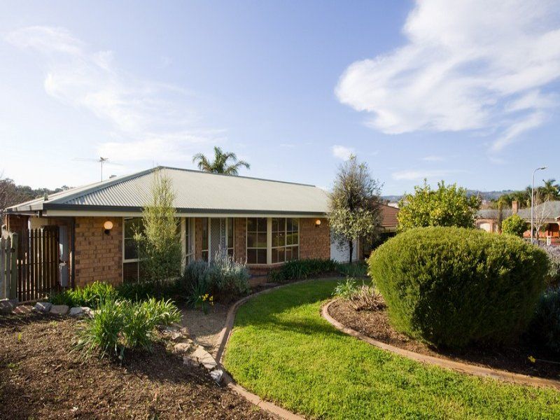 19 HEATHER COURT Paradise 5075