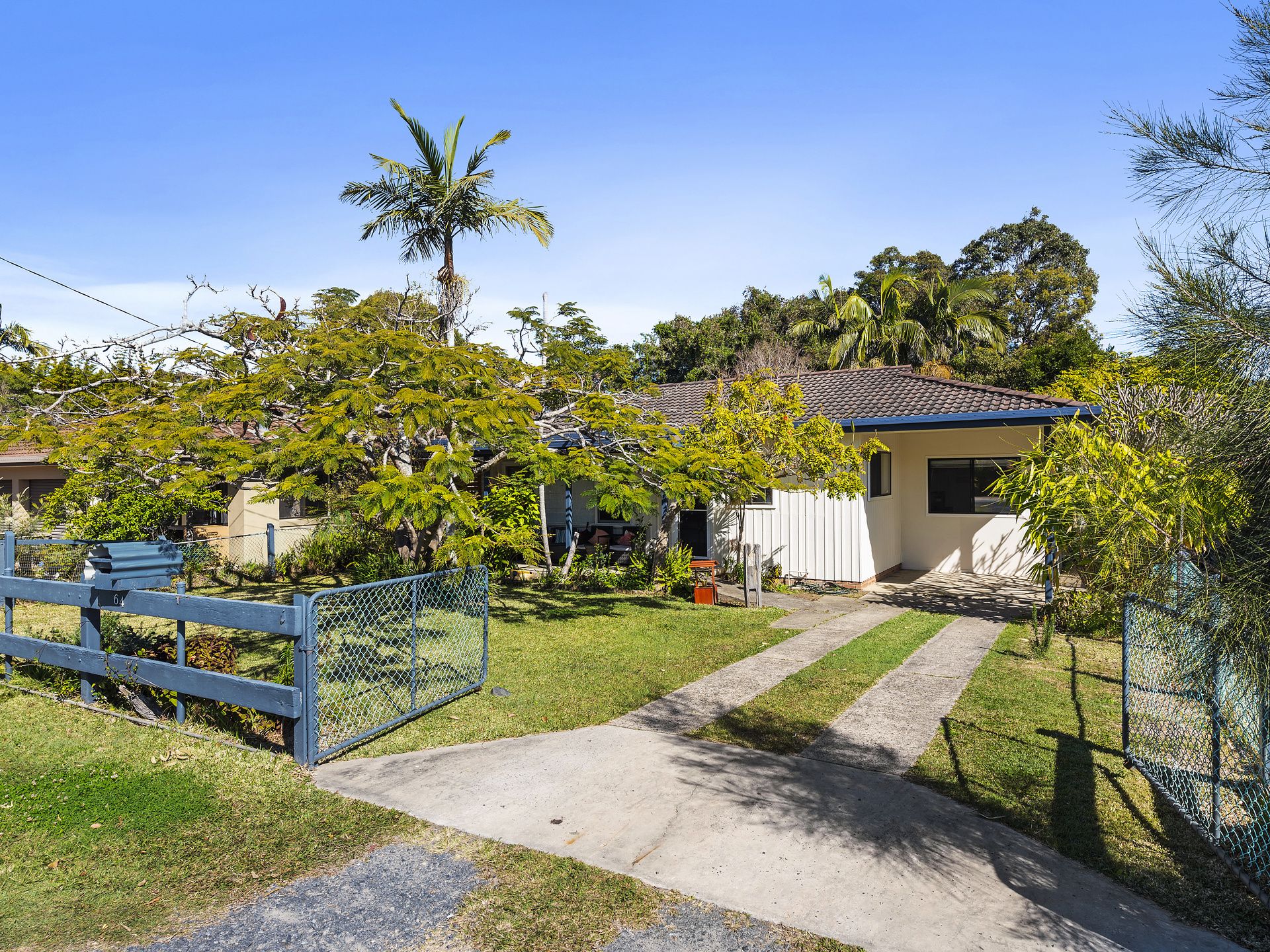 Real Estate For Sale 64 Fiddaman Road Emerald Beach , NSW