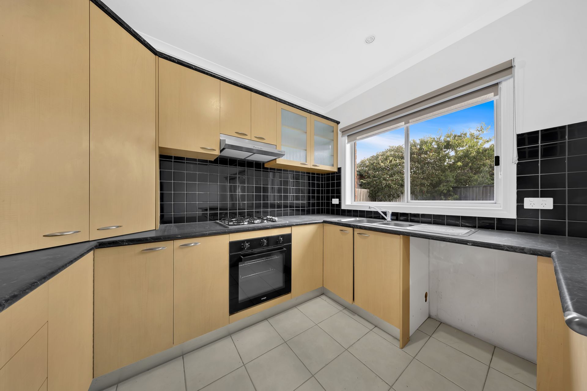 GREAT LOCATION WITH EVERYTHING YOU NEED!!!