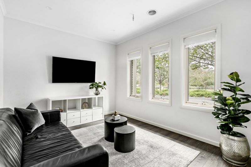 5 The Entrance, Caroline Springs - Thumbnail 4