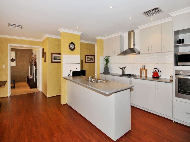 Real Estate For Sale 16 Sewell Road Dalyellup , WA