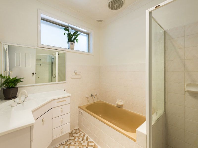 75 Kooringal Avenue THORNLEIGH NSW, Thornleigh - Thumbnail 7