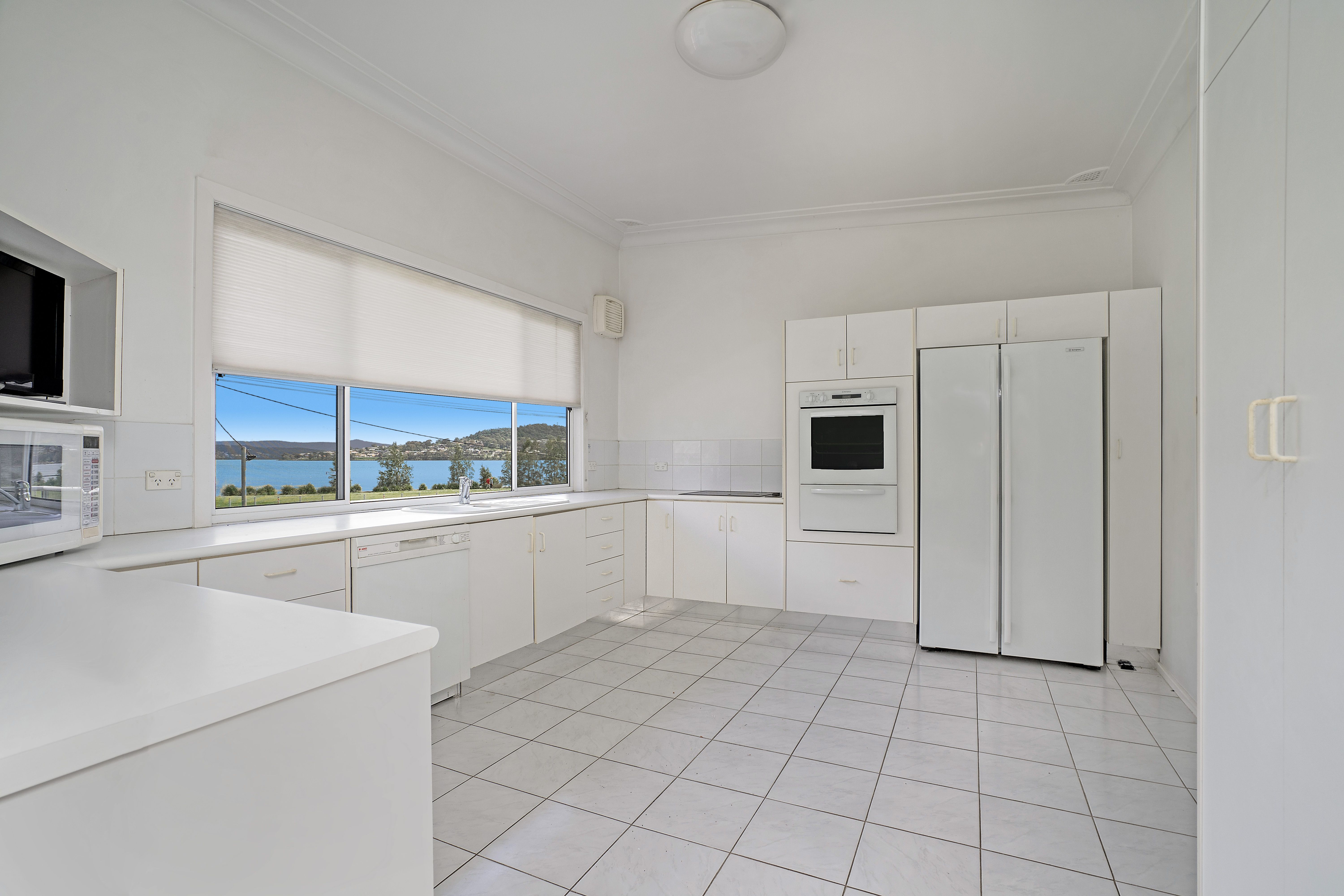 Real Estate For Sale 566 The Esplanade Warners Bay , NSW