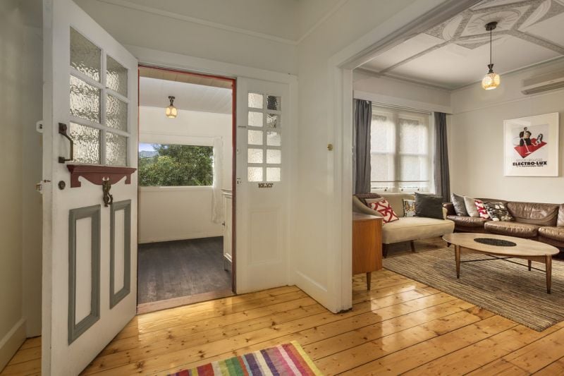 52 Cooloongatta Road, Camberwell - Thumbnail 8