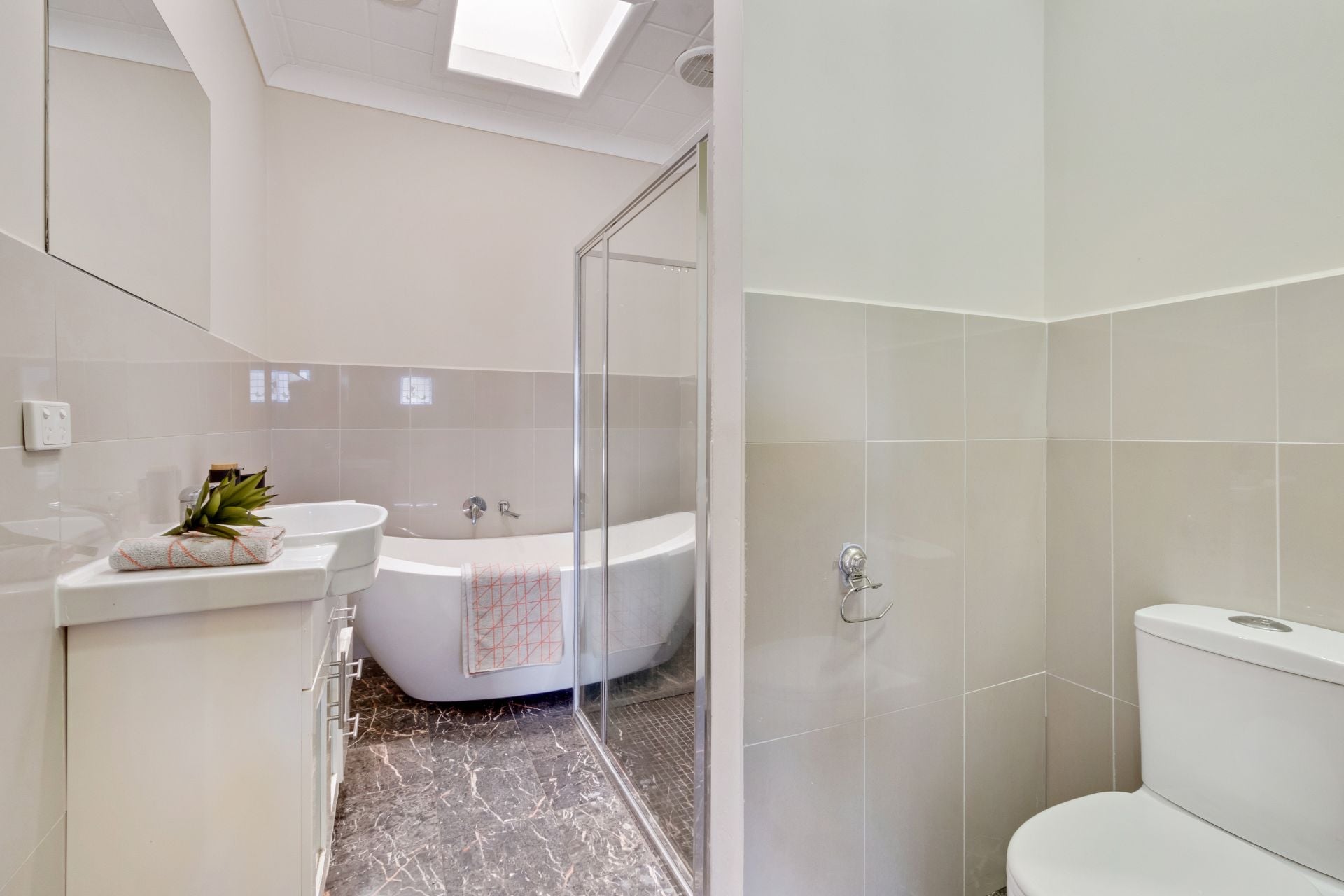 Spacious And Smartly Finished
