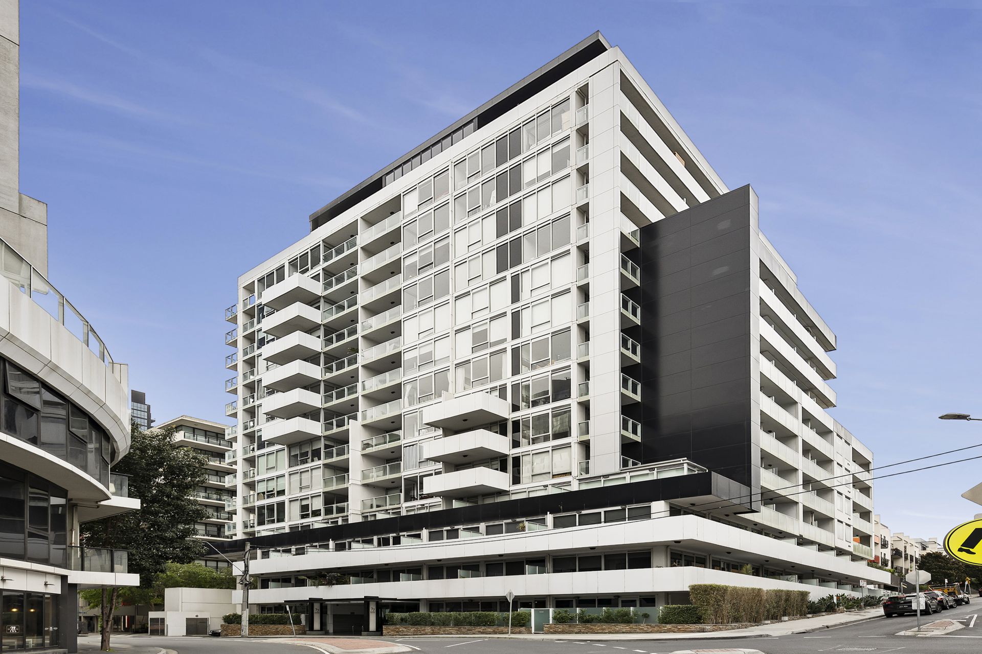 305/77 River Street, South Yarra - Thumbnail 2