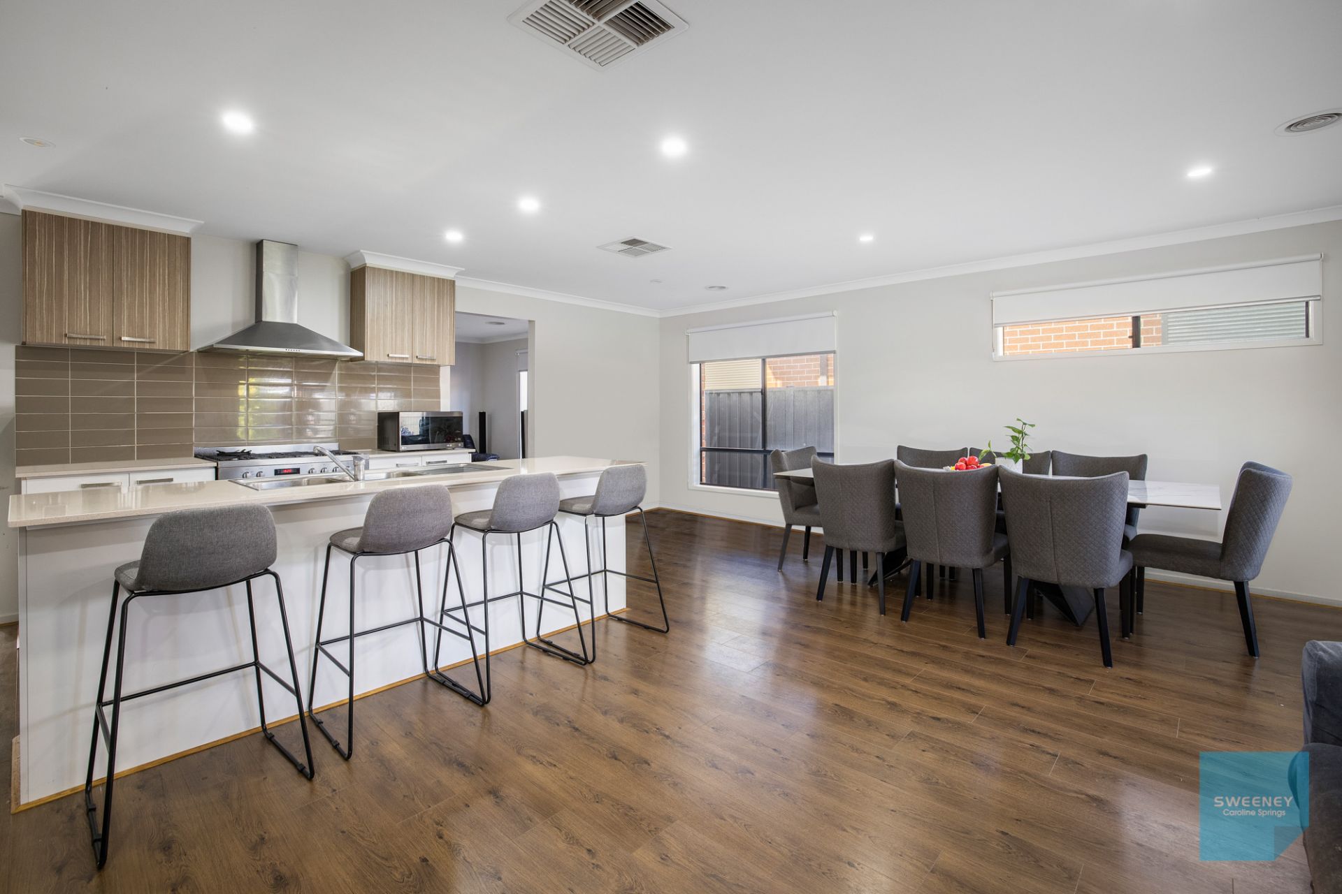 27 Moore Drive, Fraser Rise - Thumbnail 5