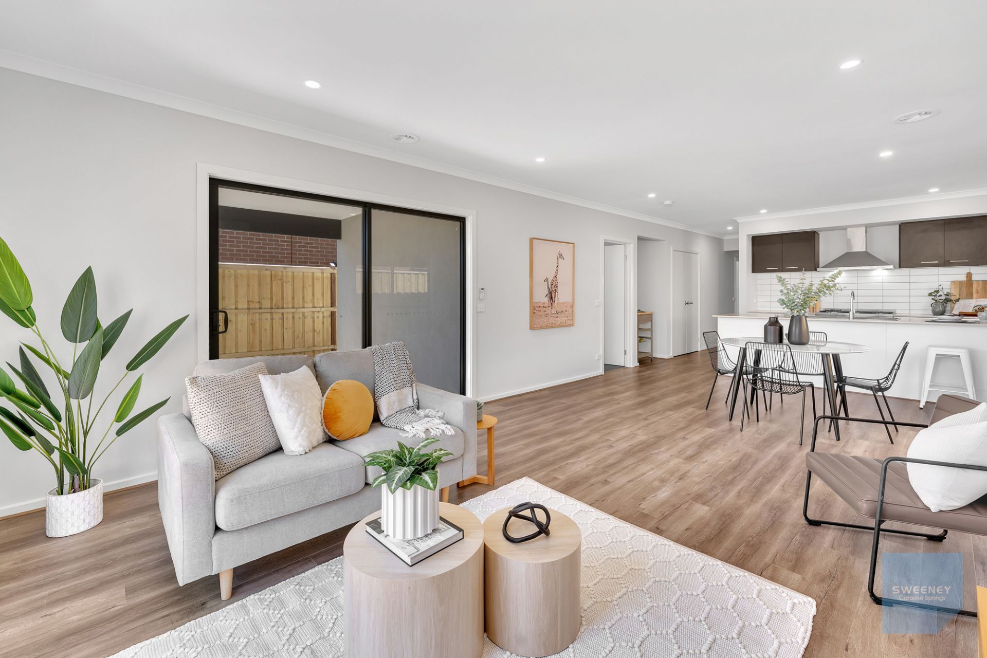 13 Padma Boulevard, Fraser Rise - Thumbnail 8