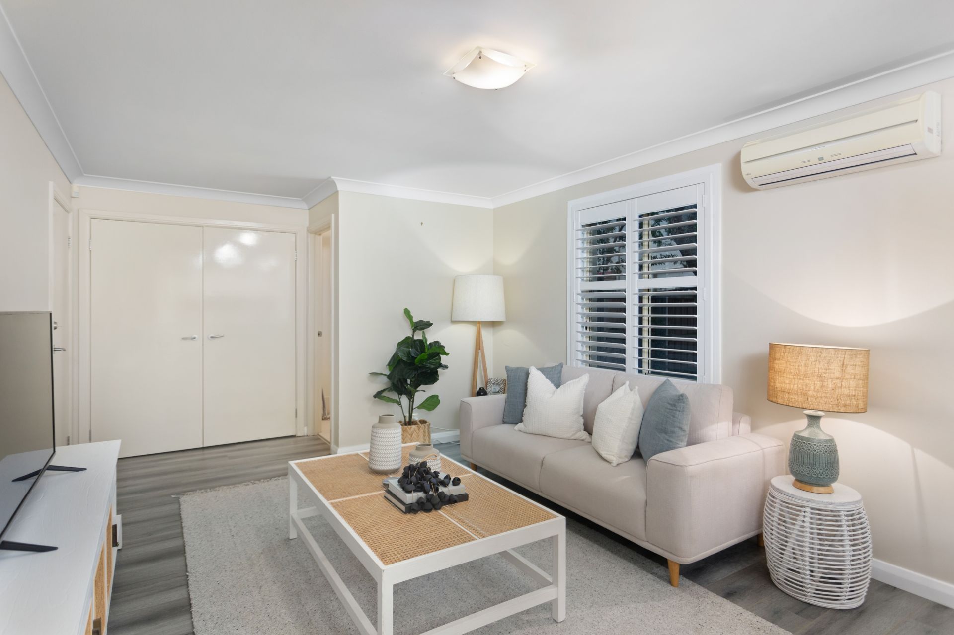 32 Eucalyptus Court, Picnic Point NSW 2213