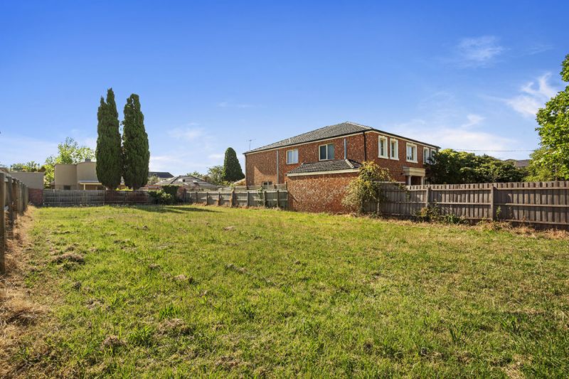 62 Elliott Avenue, Balwyn - Thumbnail 3
