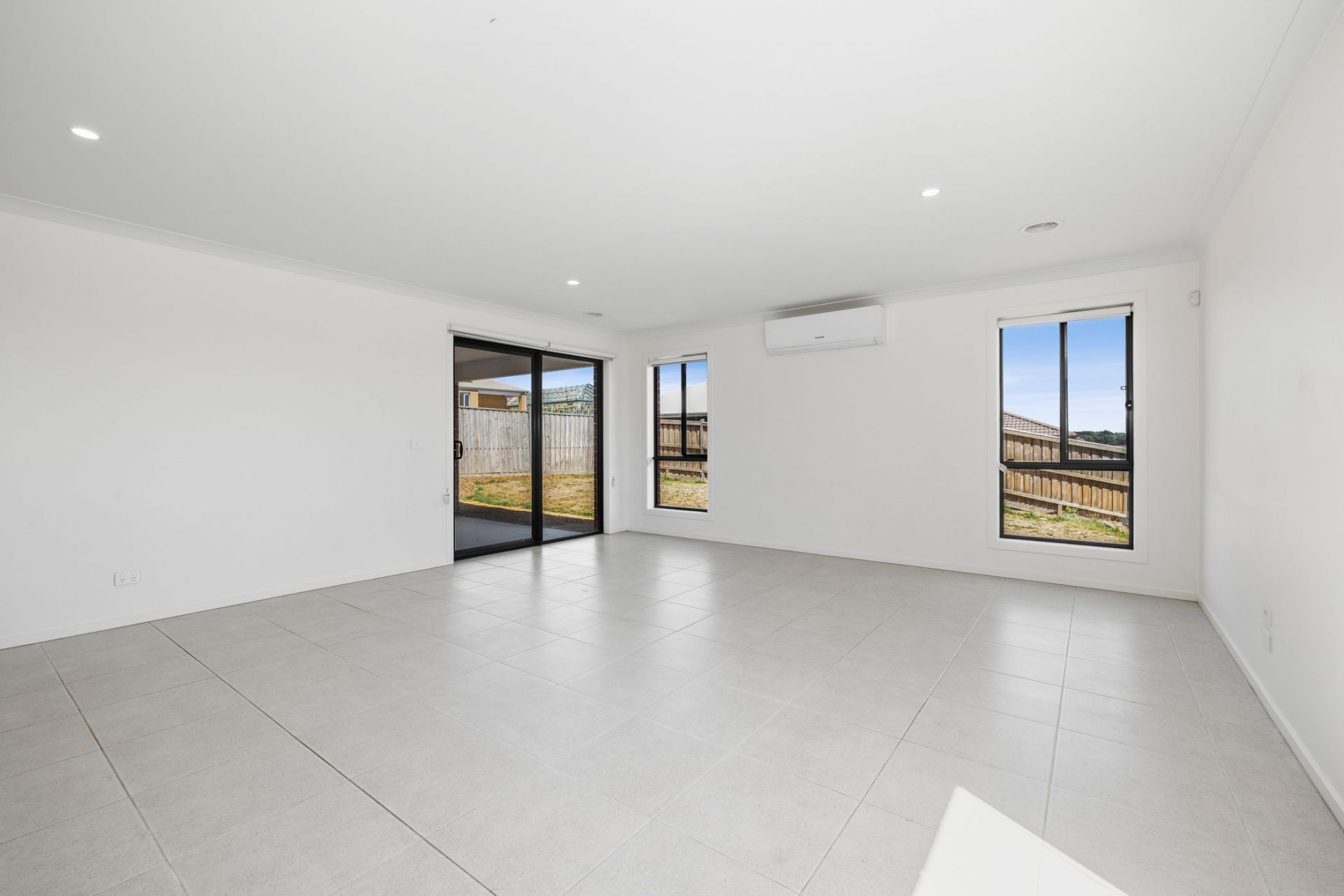 9 Meribel Street, Winter Valley, Winter Valley - Thumbnail 4