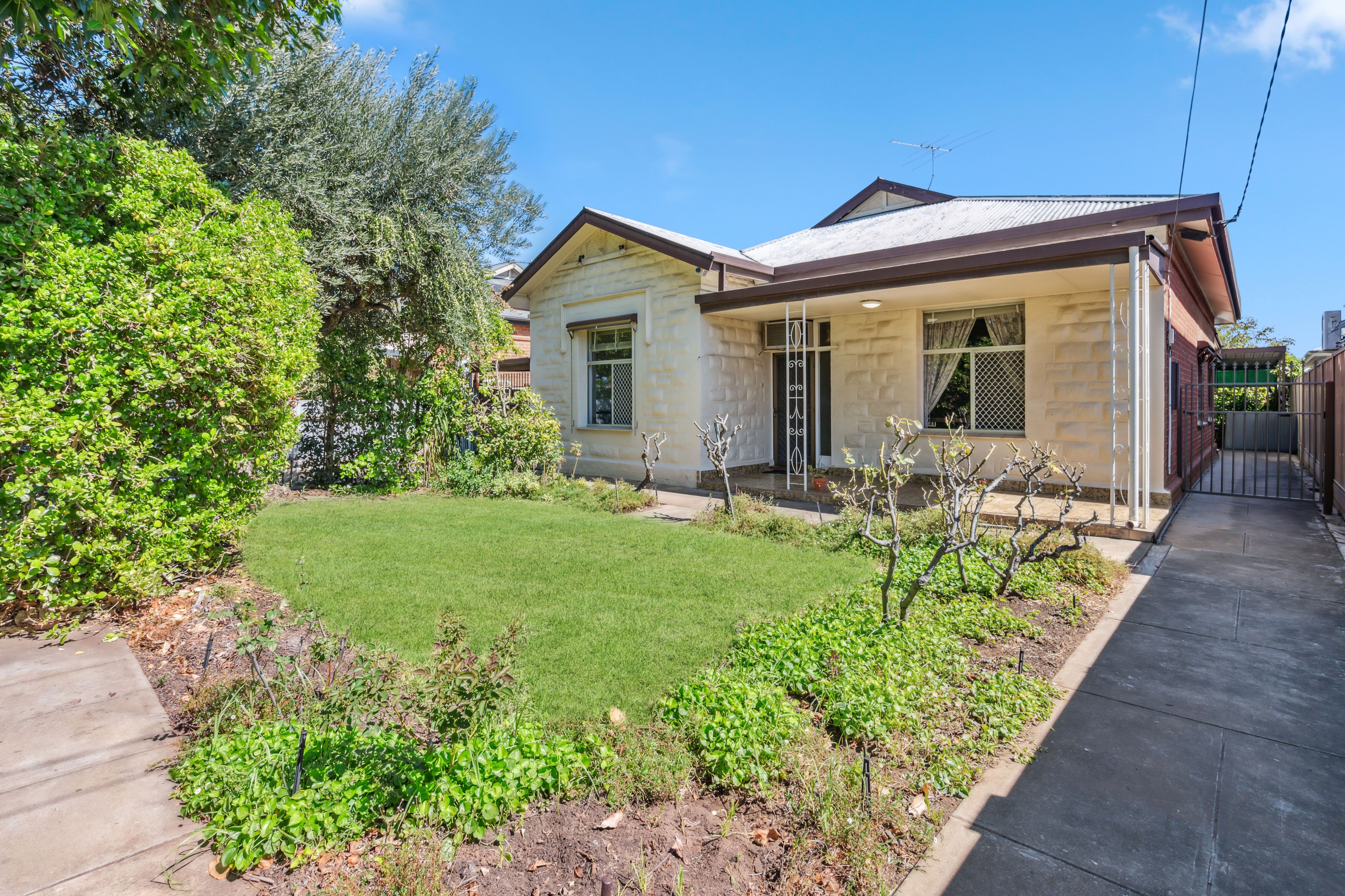 32 Falcon Avenue Mile End 5031