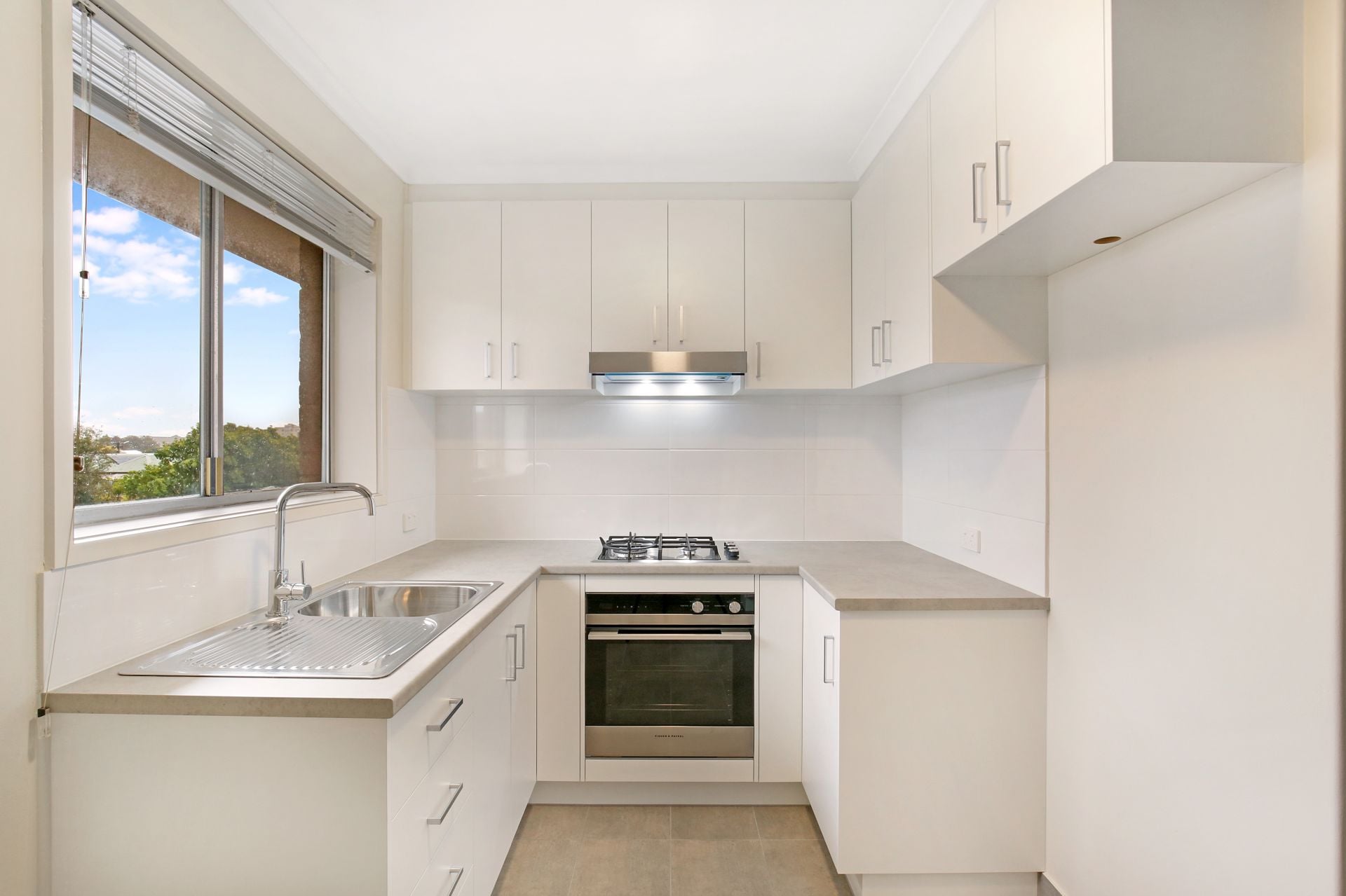 Great Location! Newly renovated