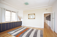   BEAUTIFUL ART DECO APARTMENT WITH BONDI VIEWS