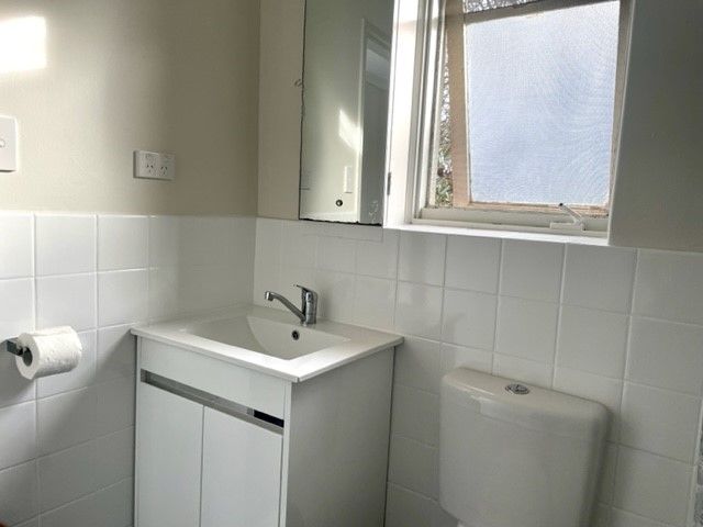 Newly Renovated in a superb location!