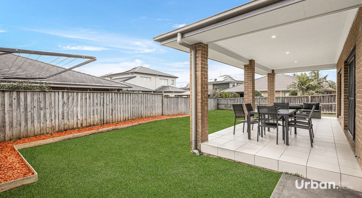 Colebee 4 Burringoa Crescent