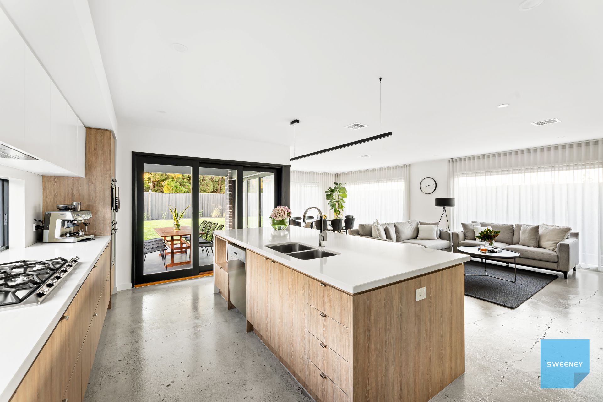 14 Stevo Way, Fraser Rise - Thumbnail 5