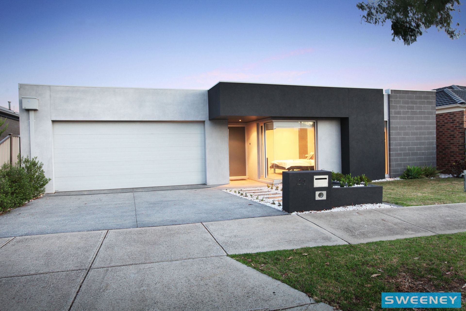24 Blaxland Street, Burnside Heights - Thumbnail 2
