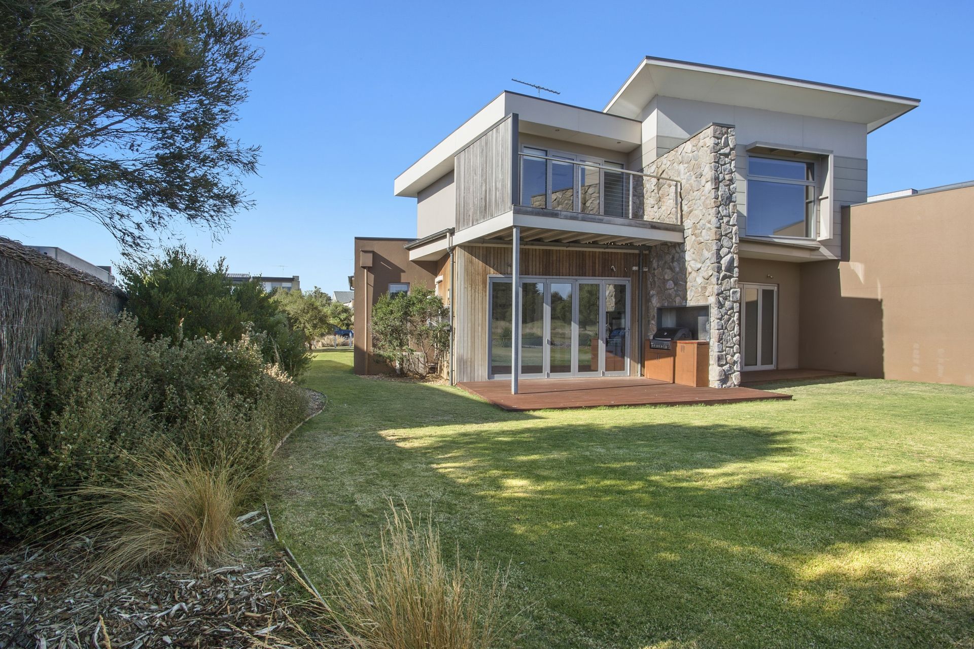 90 Fourteenth Road Barwon Heads VIC, Barwon Heads - Thumbnail 2