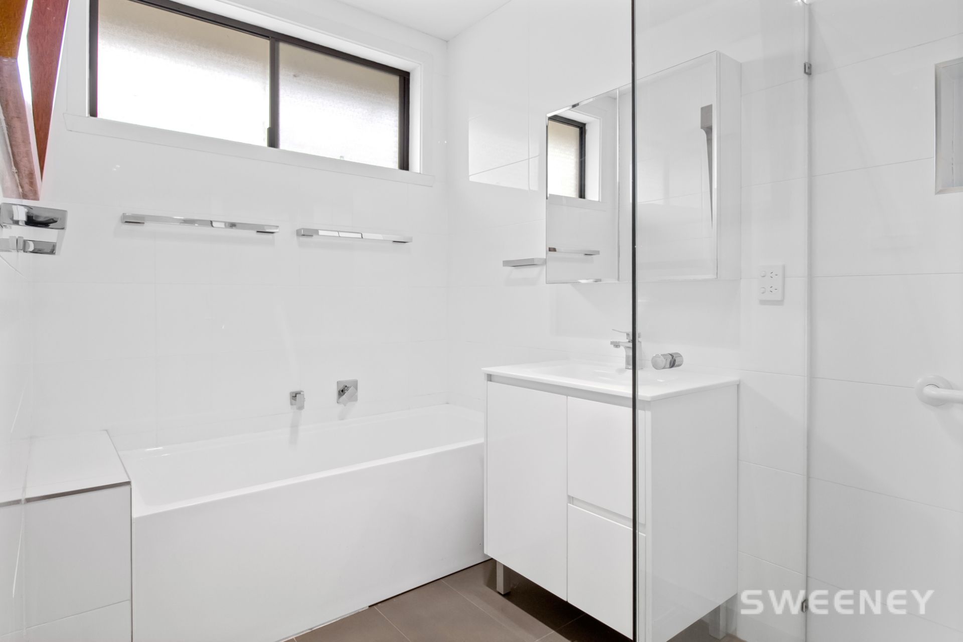 17 The Circle, Altona North - Thumbnail 3