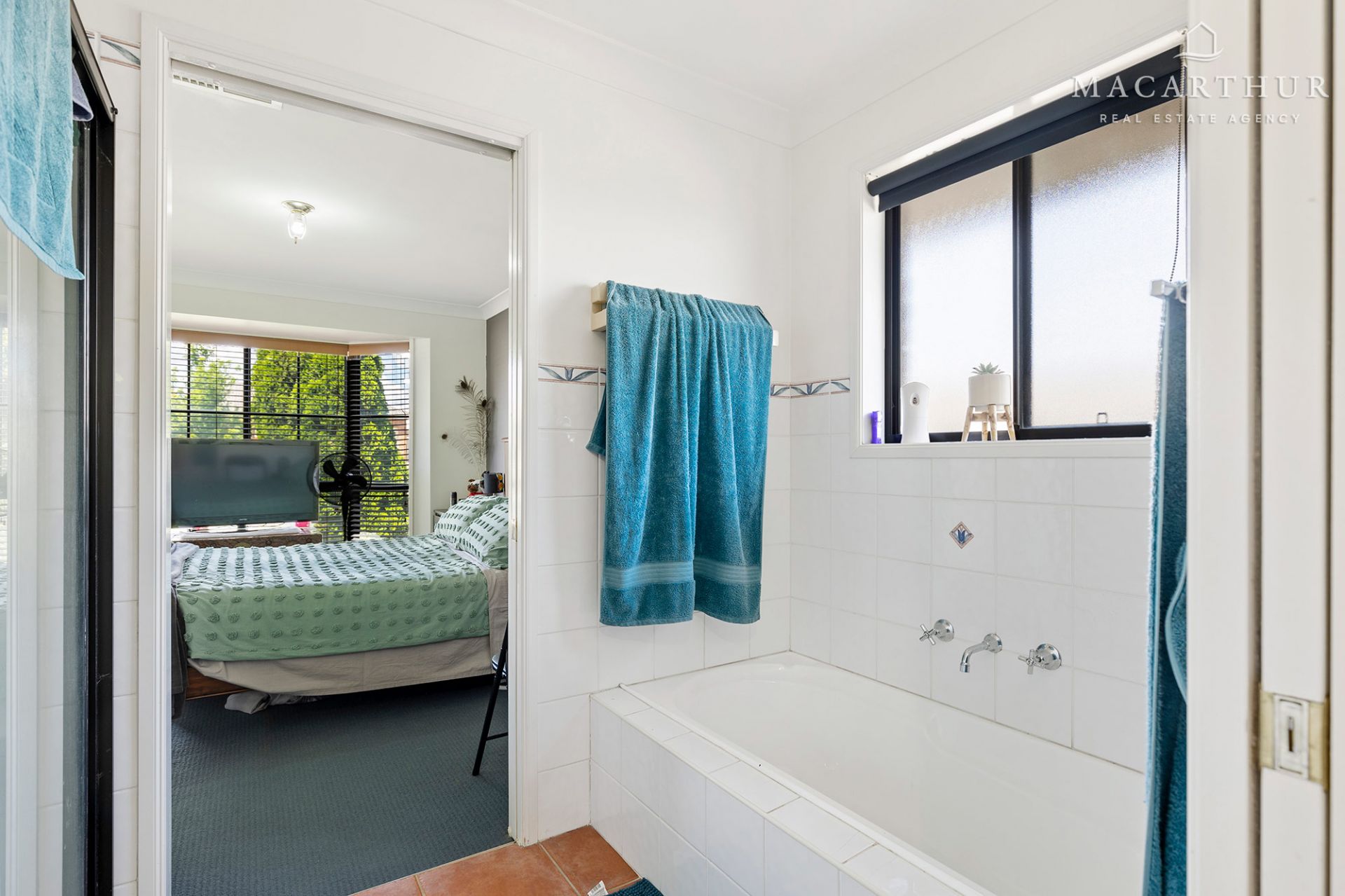 1/1 Woomera Place, Glenfield Park Macarthur Real Estate Agency