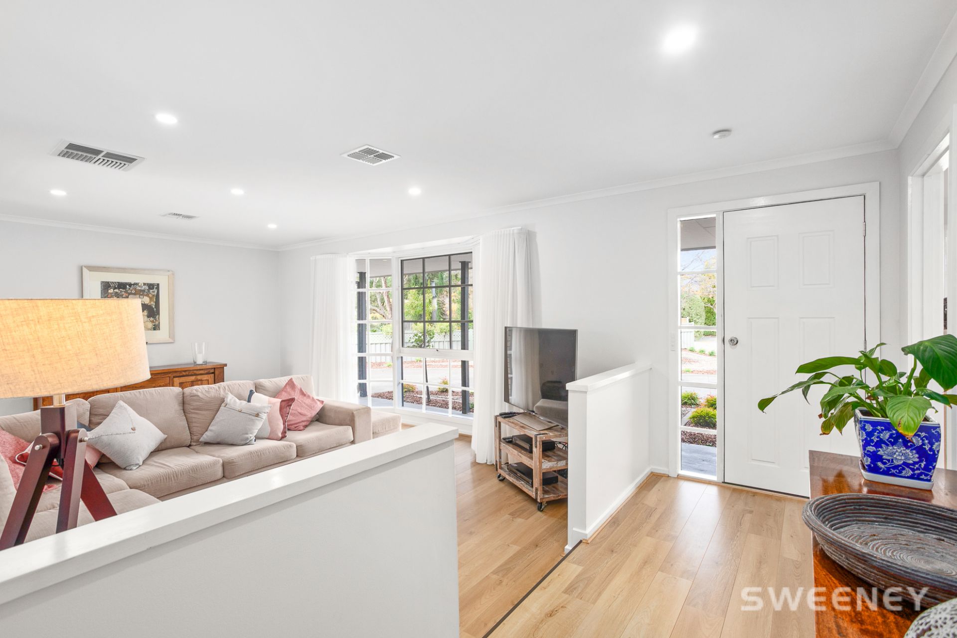 11 Leake Court, Altona Meadows - Thumbnail 6