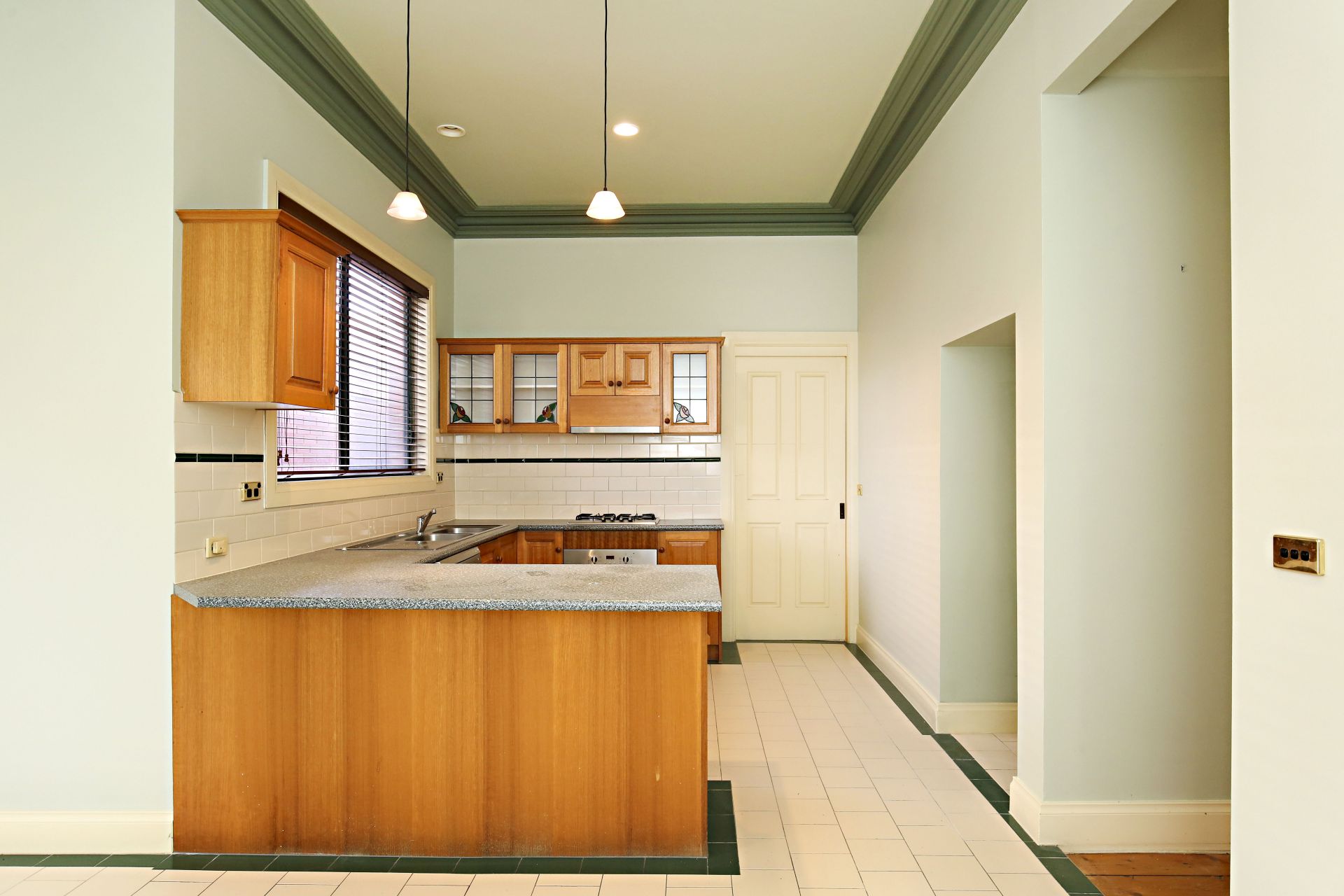 SPACIOUS FAMILY HOME!