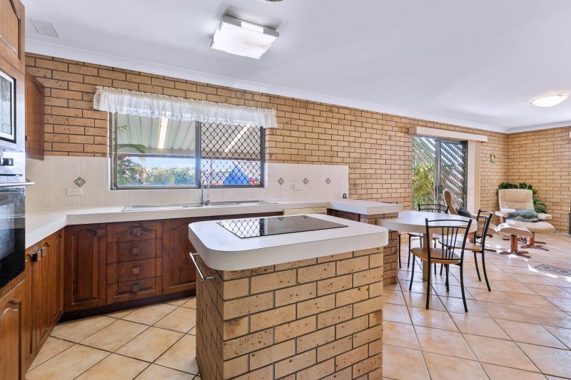 Real Estate For Sale 15 Loren Street Stafford Heights , QLD