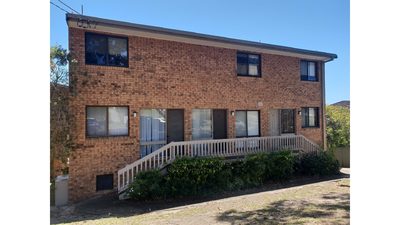 Centrally located and short distance to town