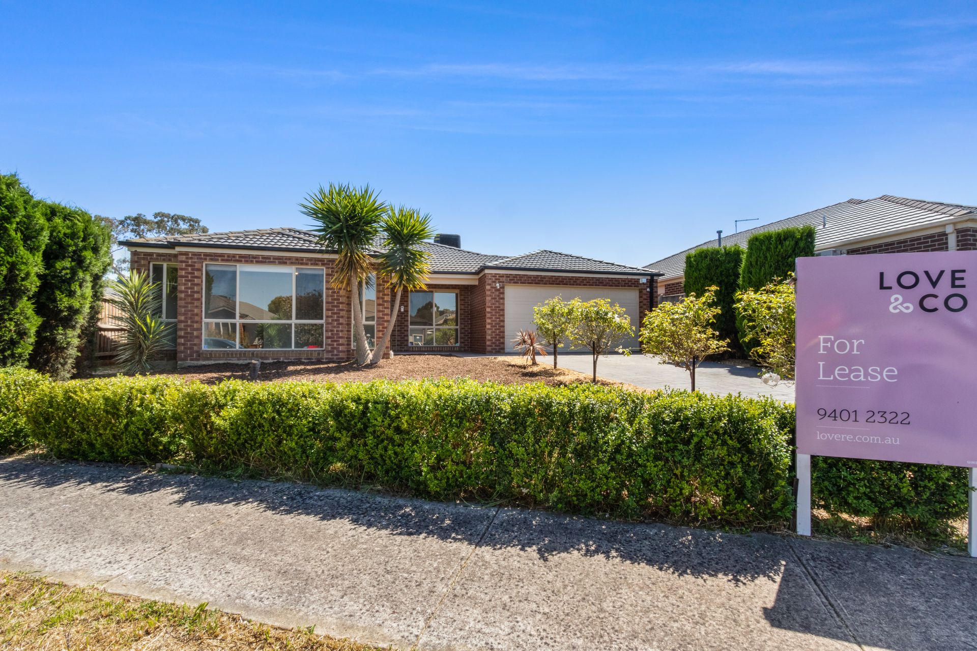 FABULOUS FOUR BEDROOM FAMILY HOME