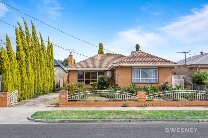 2 Linnet Street, Altona - Thumbnail 2